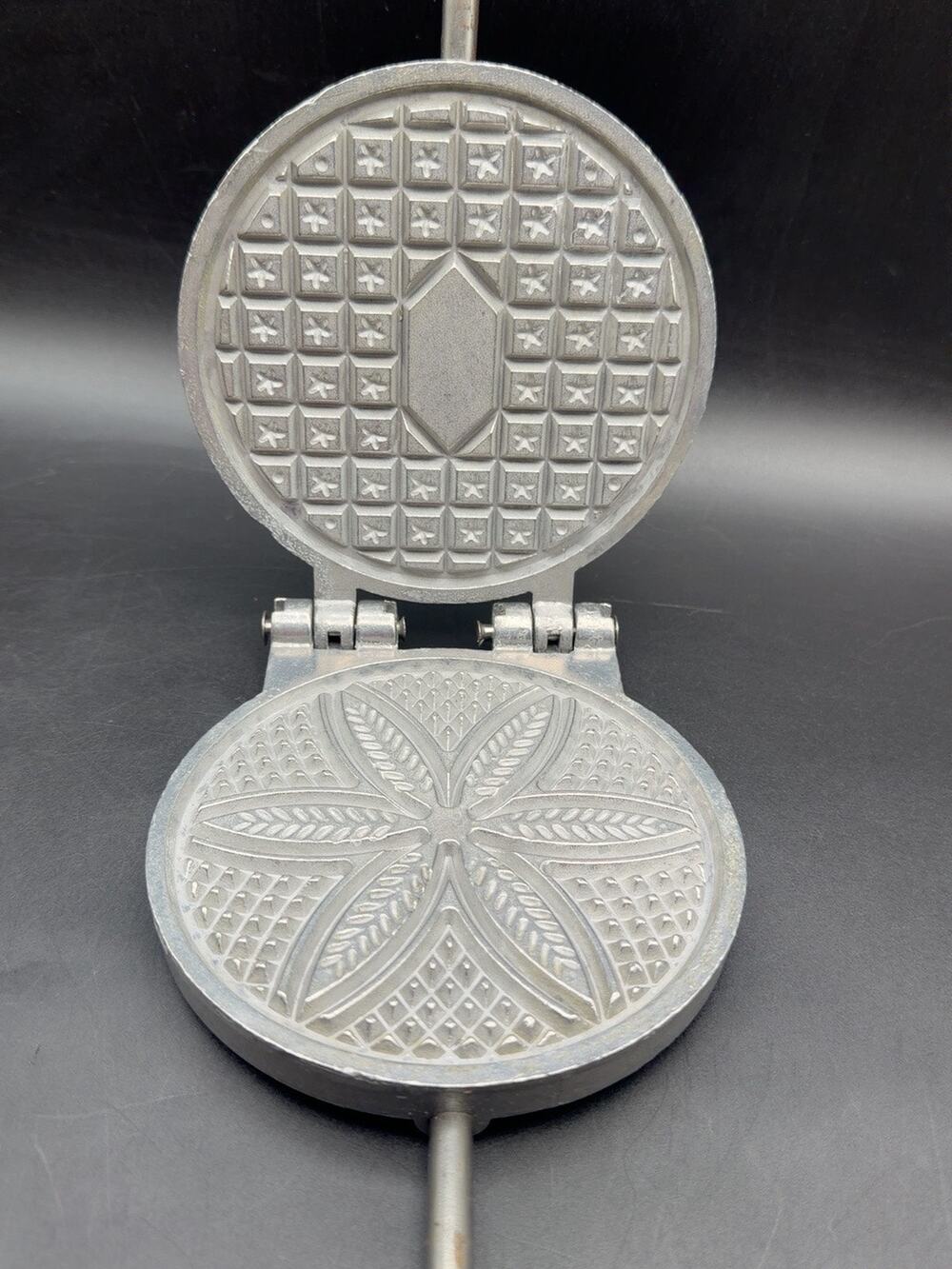 Vintage Stovetop Pizzelle Iron 5" Aluminum Wafer Cookie Maker Wood Handles